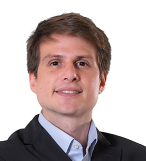 Emyr Costa Bio Photo